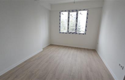 Maltepe Esenkent Well City'de Metoya Yakın Satılık 2+1 Daire