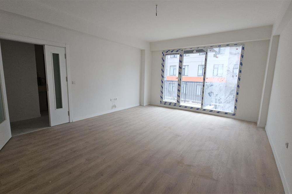 Maltepe Esenkent Well City'de Metoya Yakın Satılık 2+1 Daire