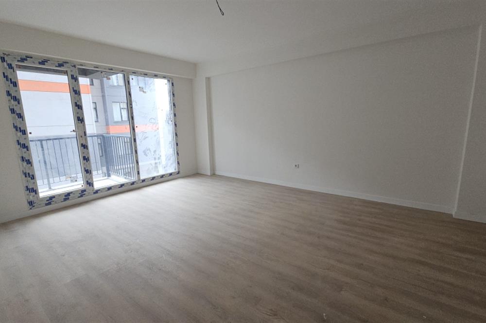 Maltepe Esenkent Well City'de Metoya Yakın Satılık 2+1 Daire