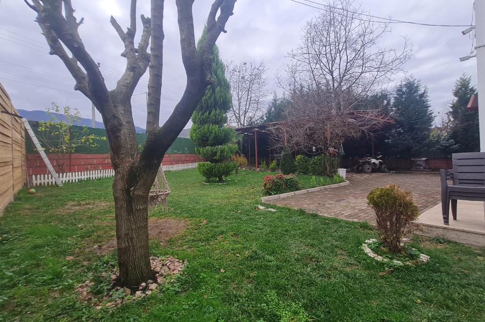 KARTEPE SUADİYEDE TRİPLEKS HAVUZLU VİLLA VE 4 BUNGALOV