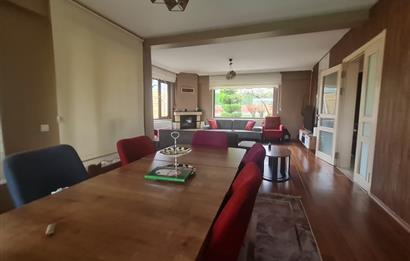 KARTEPE SUADİYEDE TRİPLEKS HAVUZLU VİLLA VE 4 BUNGALOV