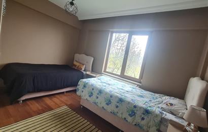 KARTEPE SUADİYEDE TRİPLEKS HAVUZLU VİLLA VE 4 BUNGALOV