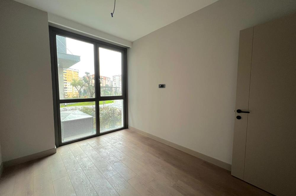 Orman İstanbul Büyük Tip Satılık 2+1 Orman ve Peysaj Manzaralı 