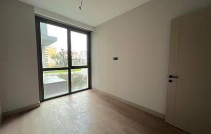 Orman İstanbul Büyük Tip Satılık 2+1 Orman ve Peysaj Manzaralı 