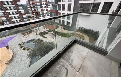 Orman İstanbul Büyük Tip Satılık 2+1 Orman ve Peysaj Manzaralı 