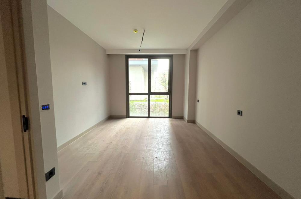 Orman İstanbul Büyük Tip Satılık 2+1 Orman ve Peysaj Manzaralı 