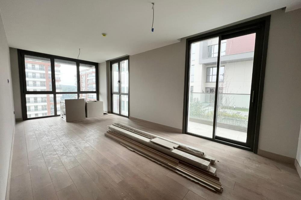 Orman İstanbul Büyük Tip Satılık 2+1 Orman ve Peysaj Manzaralı 