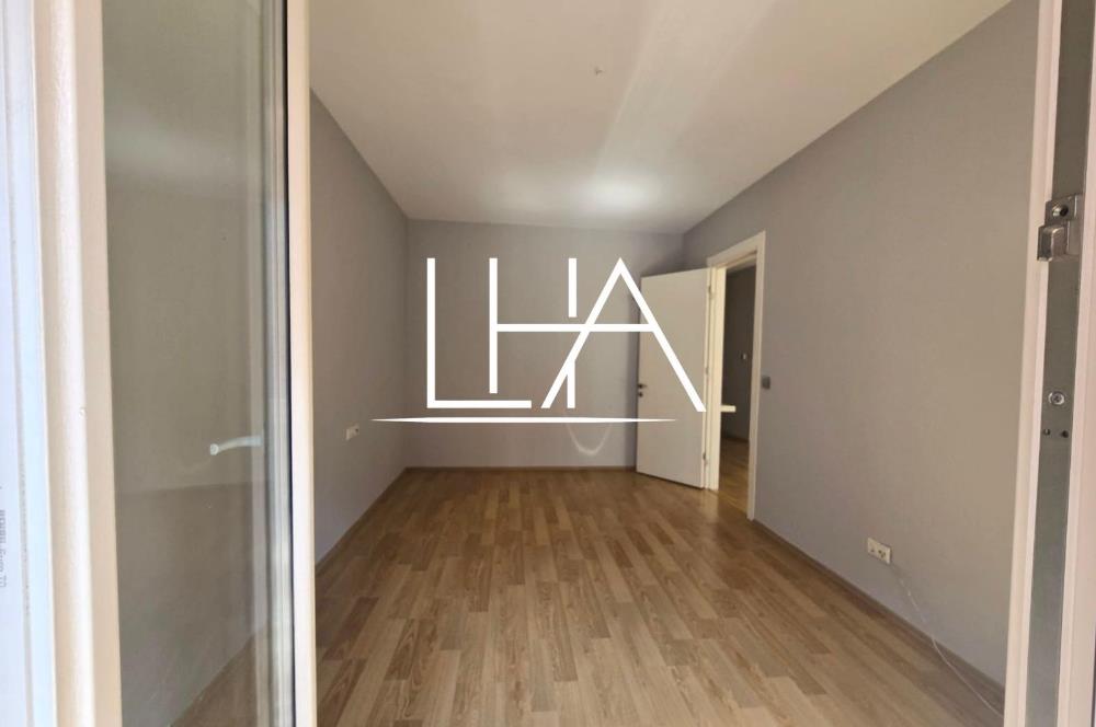 C21'DEN METRO KARŞISI GÖKMAHAL'DE SATILIK KULLANIŞLI 1,5+1 DAİRE