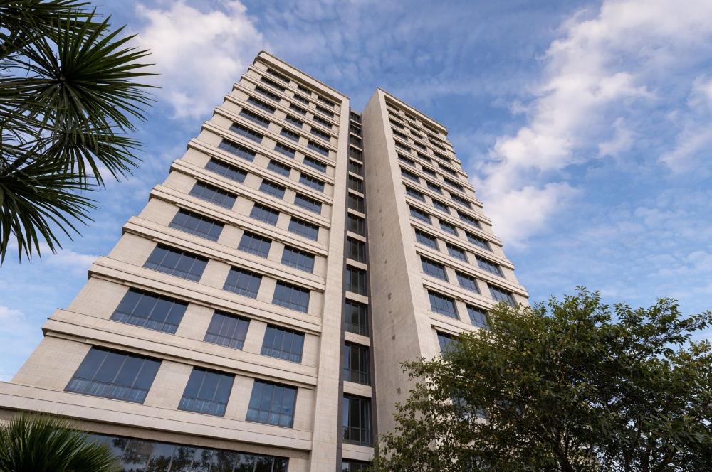 FİNANS MERKEZİNE KOMŞU, %50 NAKİT %50 VADELİ 2+1 DAİRELER