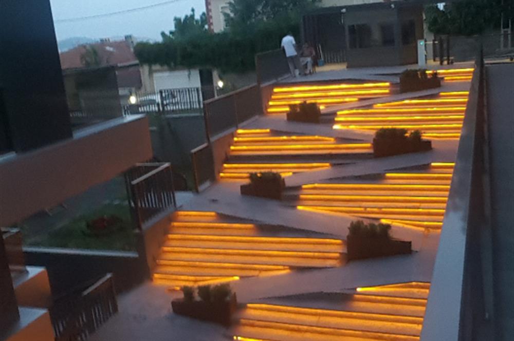 CENTURY 21 SAHRA'DAN ŞEHRİ SEFA KONUTLARINDA 4+1 SİTE ÖZELLİKLİ