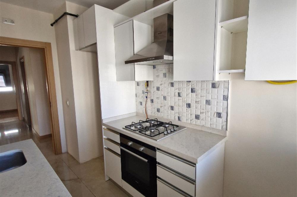 CENTURY 21 SAHRA'DAN KOZZY'E YAKIN YENİ BİNADA 2+1 KOMBİLİ