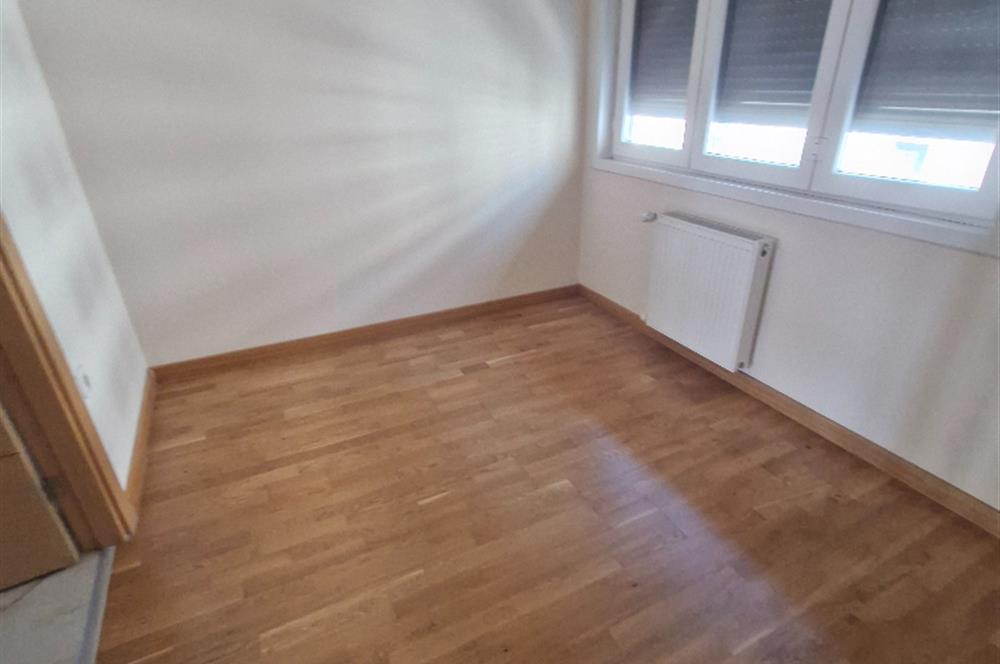 CENTURY 21 SAHRA'DAN KOZZY'E YAKIN YENİ BİNADA 2+1 KOMBİLİ