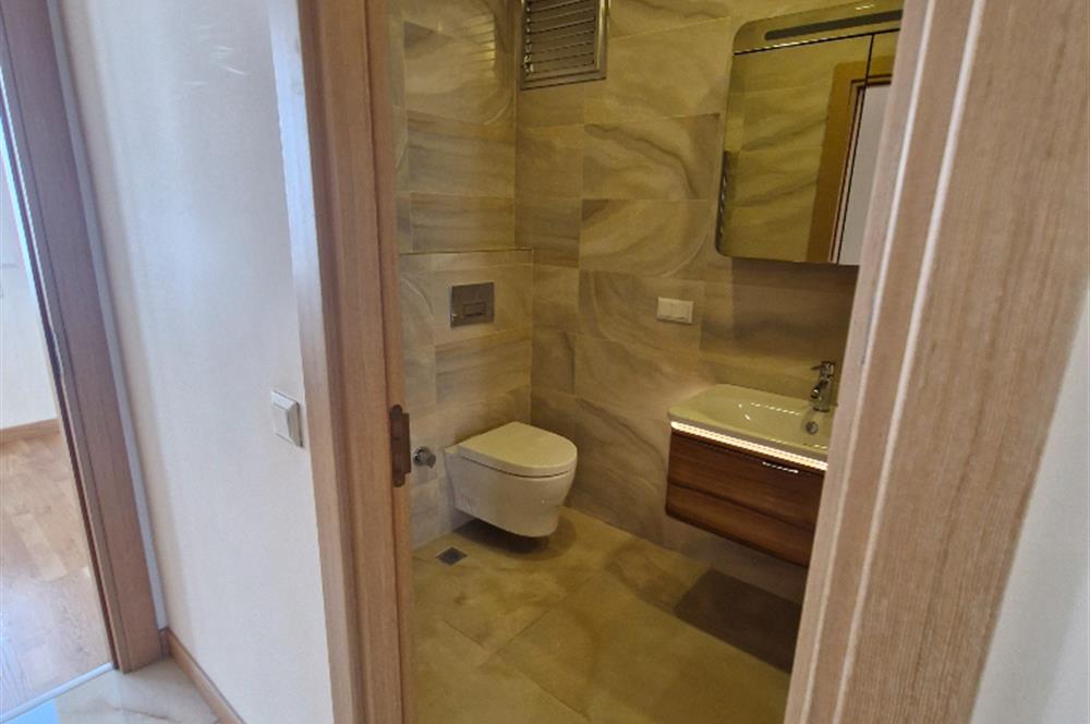 CENTURY 21 SAHRA'DAN KOZZY'E YAKIN YENİ BİNADA 2+1 KOMBİLİ