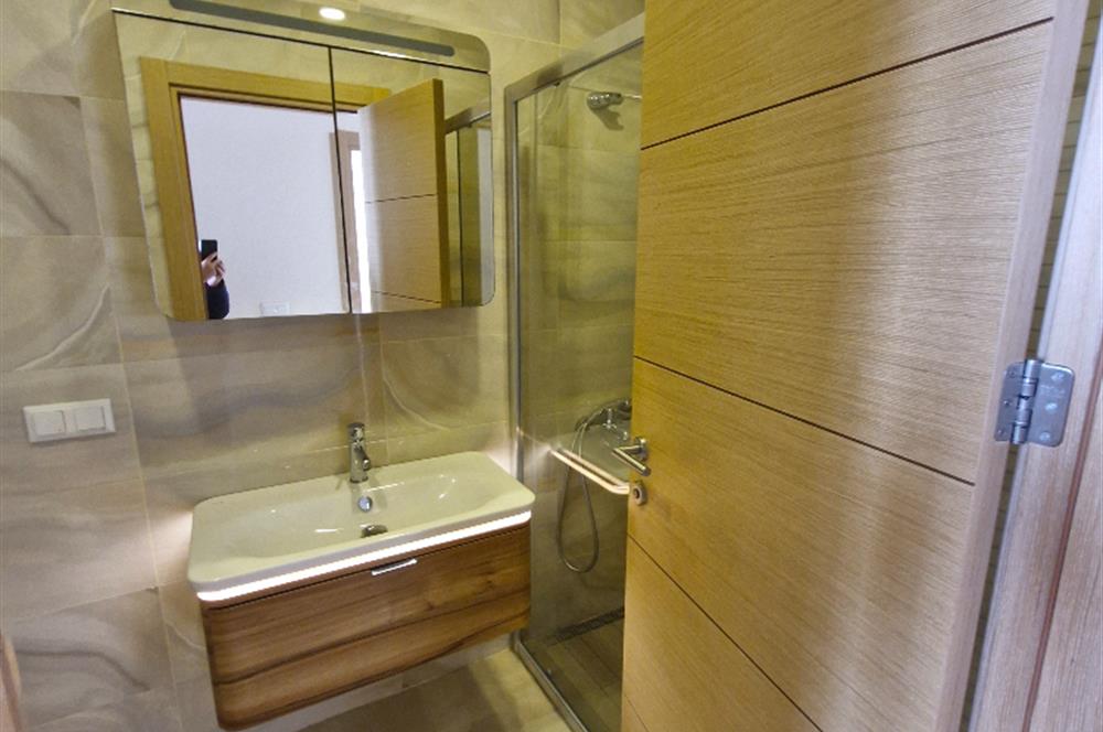 CENTURY 21 SAHRA'DAN KOZZY'E YAKIN YENİ BİNADA 2+1 KOMBİLİ