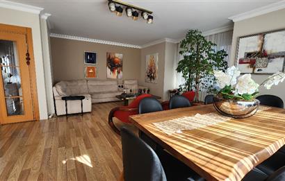 C21 DEN SEDİR EVLERİNDE BÜYÜK M2Lİ, TERASLI, FERAH ÇATI DUBLEKSİ