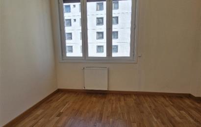 CENTURY 21 SAHRA'DAN KOZZY'E YAKIN YENİ BİNADA 2+1 KOMBİLİ