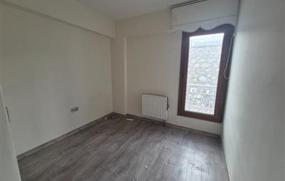 C21 Cius; Hastane TOKİ de Asansörlü 2+1 Ara Kat Kiralık Daire