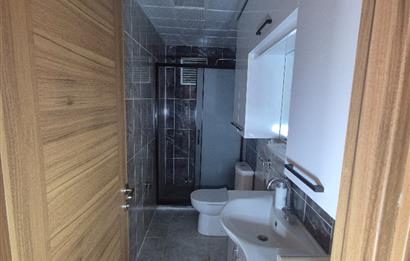 C21 Cius; Hastane TOKİ de Asansörlü 2+1 Ara Kat Kiralık Daire