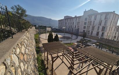 C21 Cius; Hastane TOKİ de Asansörlü 2+1 Ara Kat Kiralık Daire