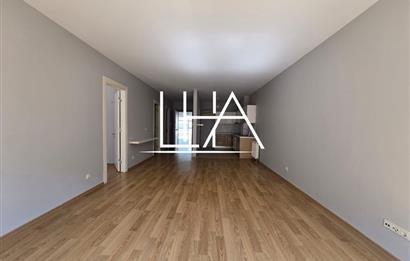 C21'DEN METRO KARŞISI GÖKMAHAL'DE SATILIK KULLANIŞLI 1,5+1 DAİRE