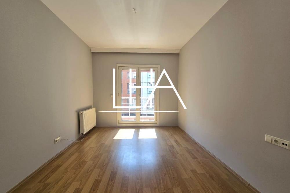 C21'DEN METRO KARŞISI GÖKMAHAL'DE SATILIK KULLANIŞLI 1,5+1 DAİRE