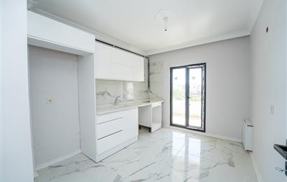 C21 Cius; Eşref Dinçer'de Sıfır Ara Kat Asansörlü Kiralık 3+1