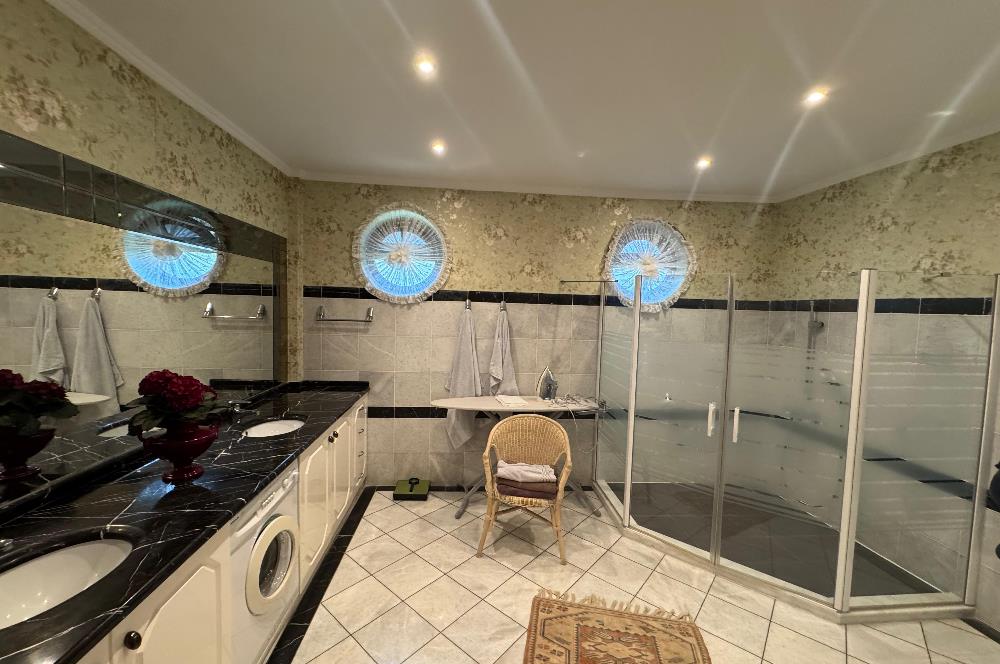 GÖLBAŞI'NDA 1500 m² ARSA İÇİNDE HAVUZLU 7+1 LÜKS KİRALIK VİLLA