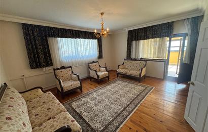 GÖLBAŞI'NDA 1500 m² ARSA İÇİNDE HAVUZLU 7+1 LÜKS KİRALIK VİLLA