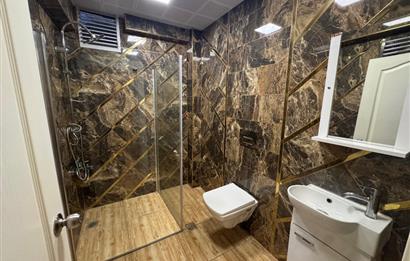 GÖLBAŞI'NDA 1500 m² ARSA İÇİNDE HAVUZLU 7+1 SATILIK LÜKS VİLLA