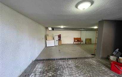 BAĞDAT CADDESİ'NE YAKIN KURUMSAL KİRACILI DEPOLU DÜZ AYAK DÜKKAN