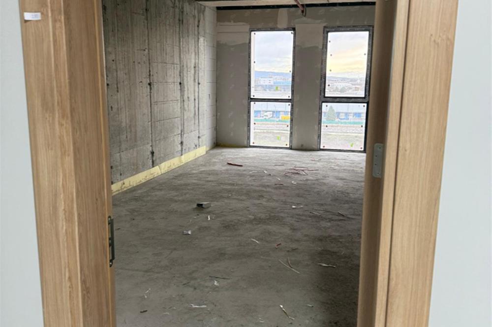 C21 KURA'DAN SYMBOL V OFFICE'TE SATILIK OFİS