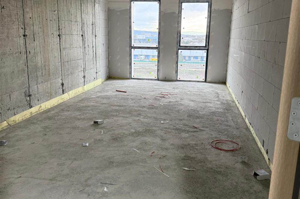 C21 KURA'DAN SYMBOL V OFFICE'TE SATILIK OFİS