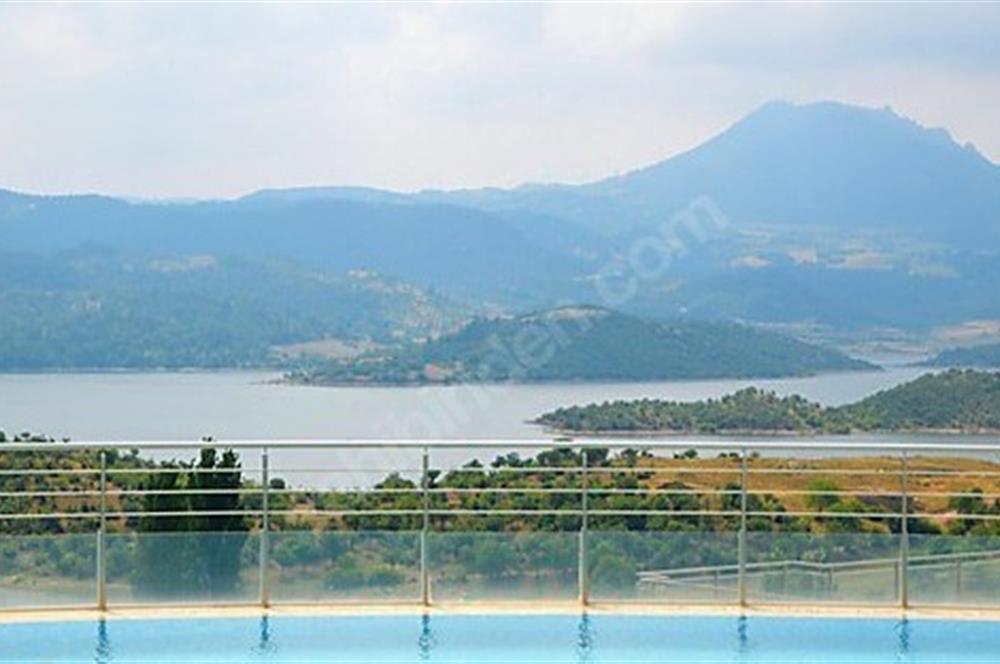 C21 Bal'dan  Laguna Termal Resort'ta Satılık 1+1 Villa 