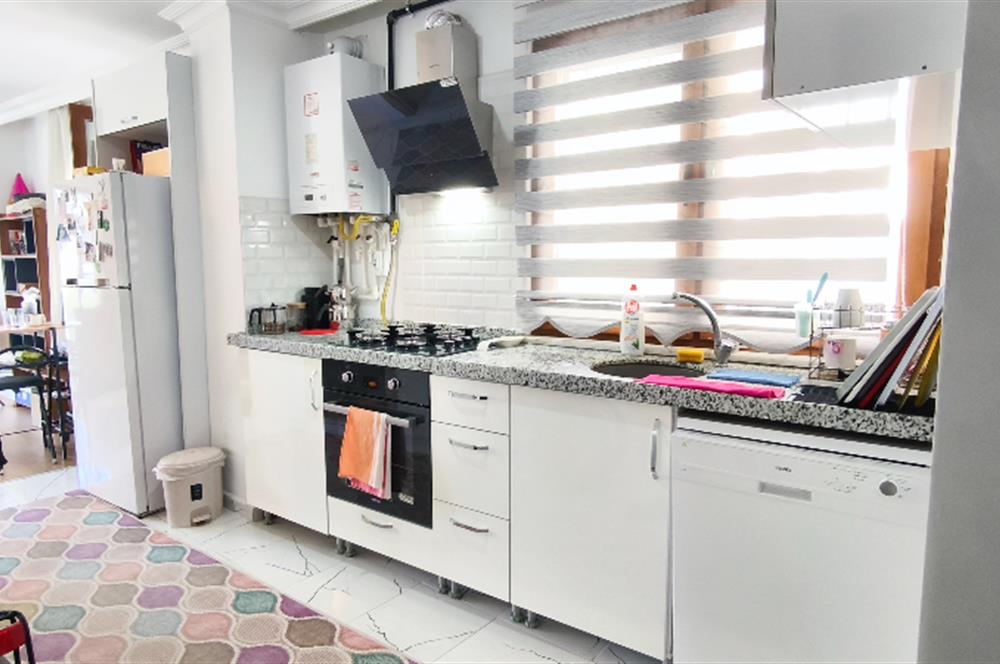 Üsküdar Ünalan'da Merkezi Konumda Eşyalı Kiralık 1+1 Daire