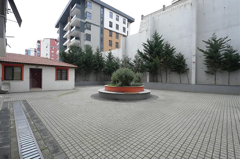 C21 Cius; Panorama Plus'ta Deniz Manzaralı Havuzlu Ara Kat Daire