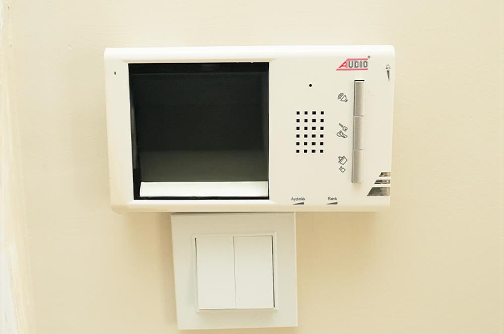 C21 Cius; Panorama Plus'ta Deniz Manzaralı Havuzlu Ara Kat Daire