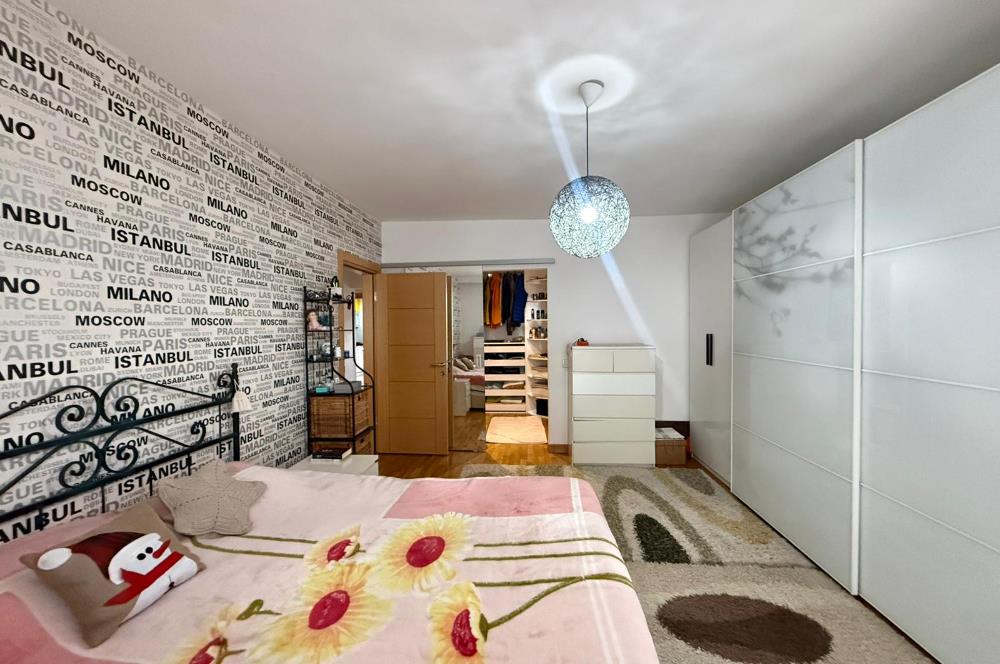 SERTAÇ MAZI'DAN KEMER CORNER'DA KEYİFLİ BÜYÜK 3+1 ÇATI DUBLEKS