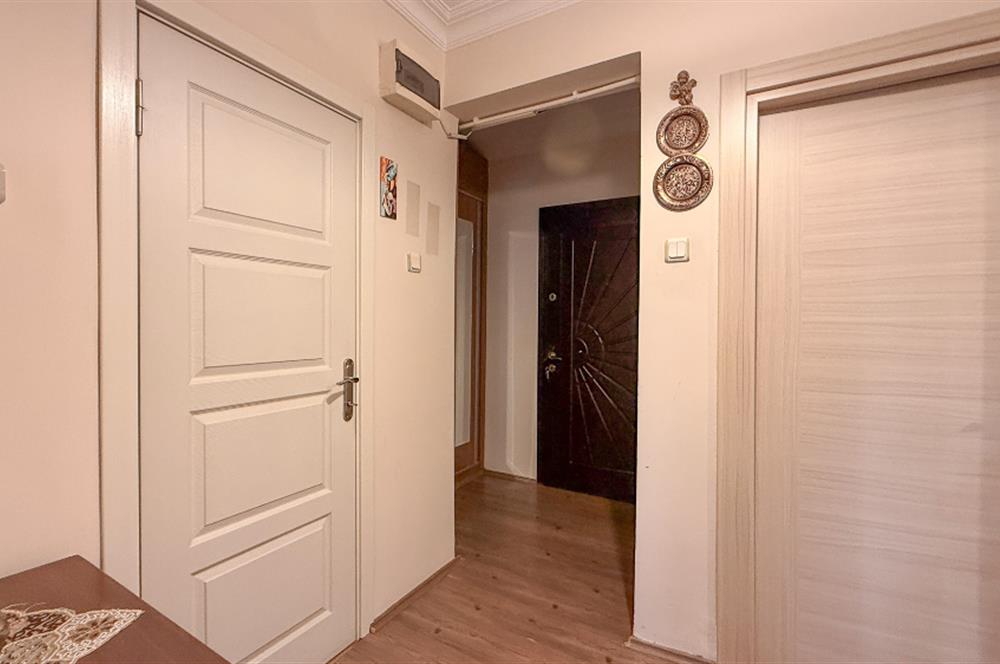 C21 Bal'dan Hasan Basri Çantay Mah.'de Satılık 2+1 Daire