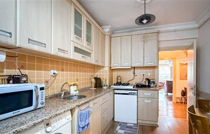 C21 Bal'dan Hasan Basri Çantay Mah.'de Satılık 2+1 Daire