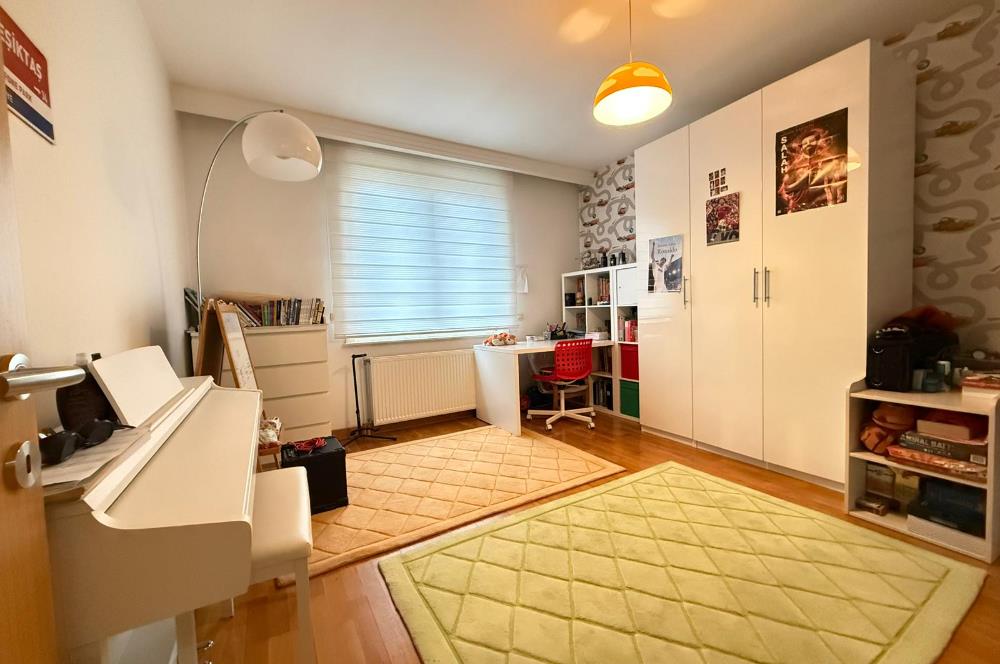 SERTAÇ MAZI'DAN KEMER CORNER'DA KEYİFLİ BÜYÜK 3+1 ÇATI DUBLEKS