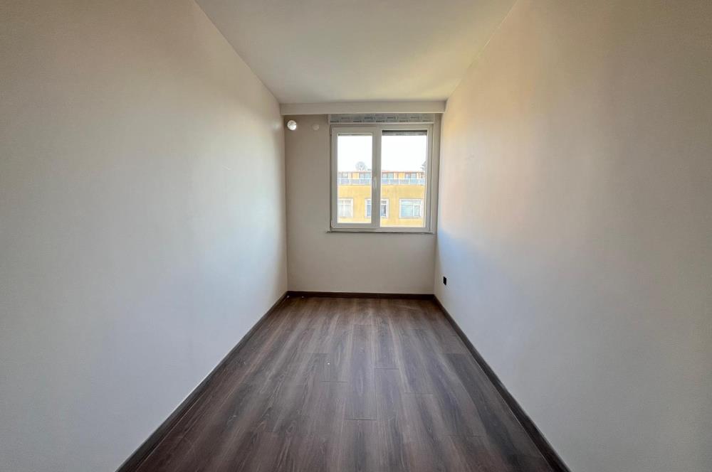 ALTINTEPE'DE DENİZ MANZARALI YERDEN ISITMALI KÖŞE 3+2 DUBLEKS