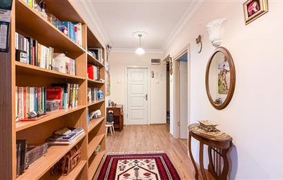 C21 Bal'dan Hasan Basri Çantay Mah.'de Satılık 2+1 Daire