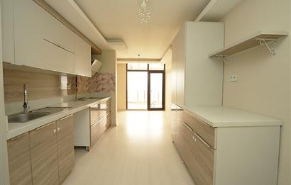 C21 Cius; Panorama Plus'ta Deniz Manzaralı Havuzlu Ara Kat Daire