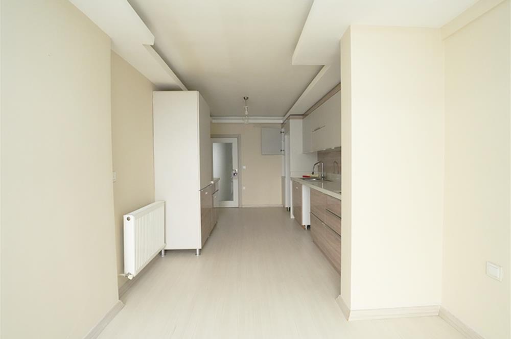 C21 Cius; Panorama Plus'ta Deniz Manzaralı Havuzlu Ara Kat Daire