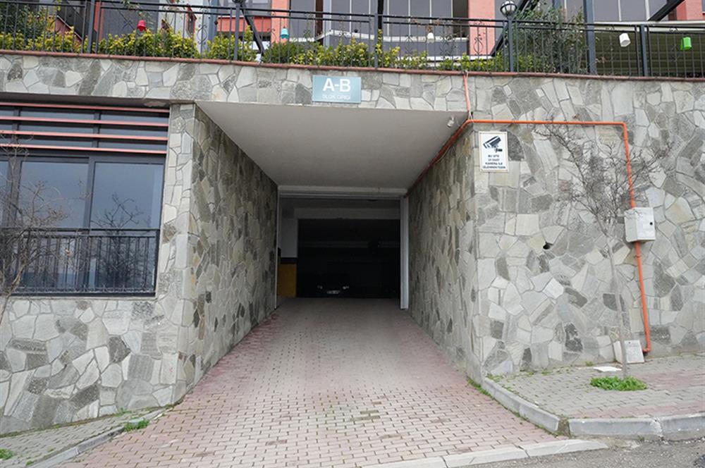 C21 Cius; Panorama Plus'ta Deniz Manzaralı Havuzlu Ara Kat Daire