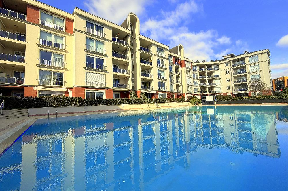 SERTAÇ MAZI'DAN KEMER CORNER'DA KEYİFLİ BÜYÜK 3+1 ÇATI DUBLEKS