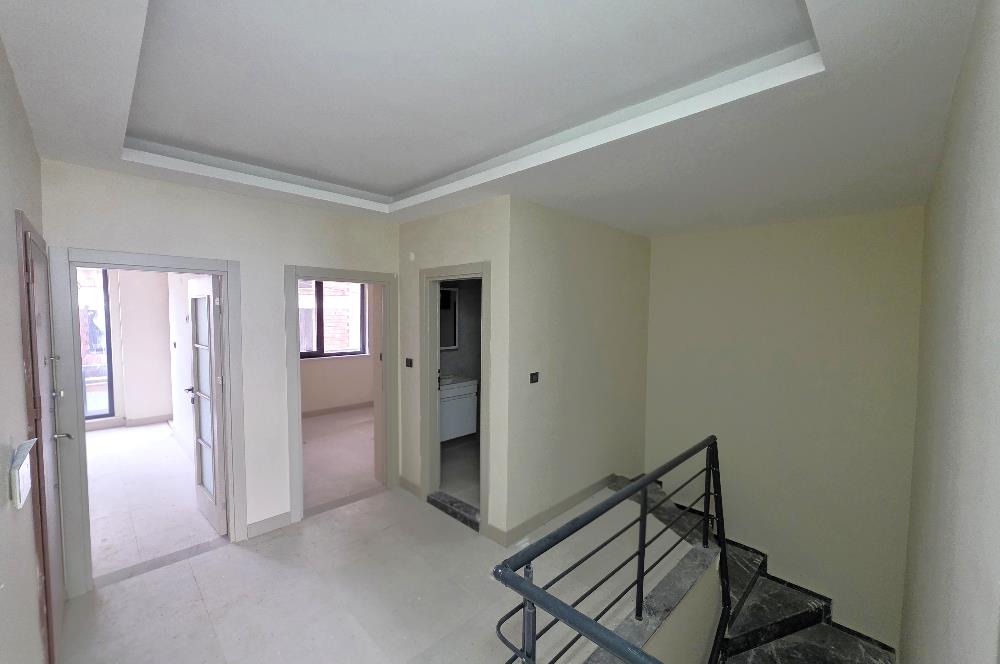 C21 Cius; Umurbey'de Satılık 4+1 Sıfır Ters Dubleks Daire