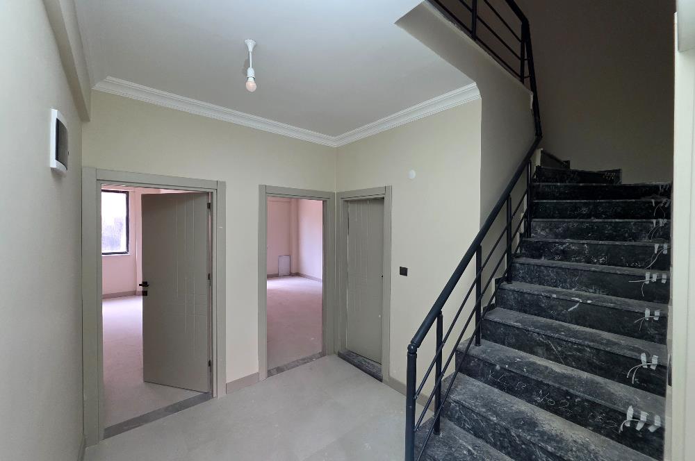 C21 Cius; Umurbey'de Satılık 4+1 Sıfır Ters Dubleks Daire