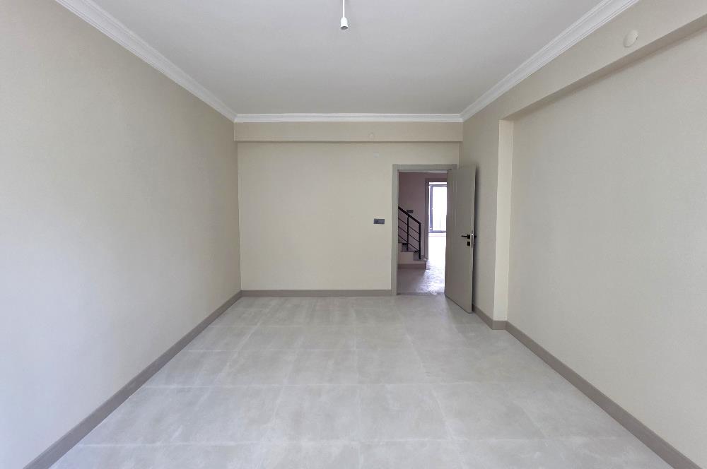 C21 Cius; Umurbey'de Satılık 4+1 Sıfır Ters Dubleks Daire