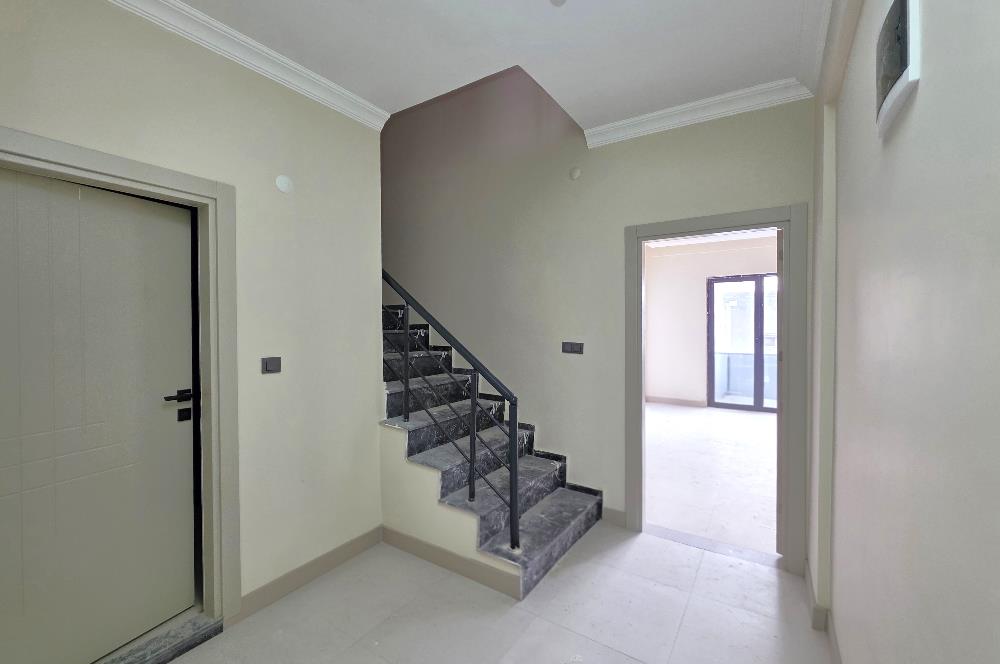 C21 Cius; Umurbey'de Satılık 4+1 Sıfır Ters Dubleks Daire